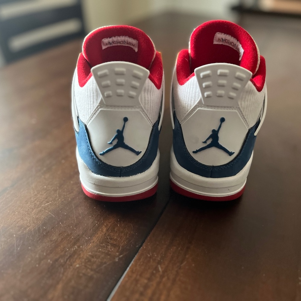 Air Jordan 4 Retro Big Kids Size 7Y - Picture 5 of 10